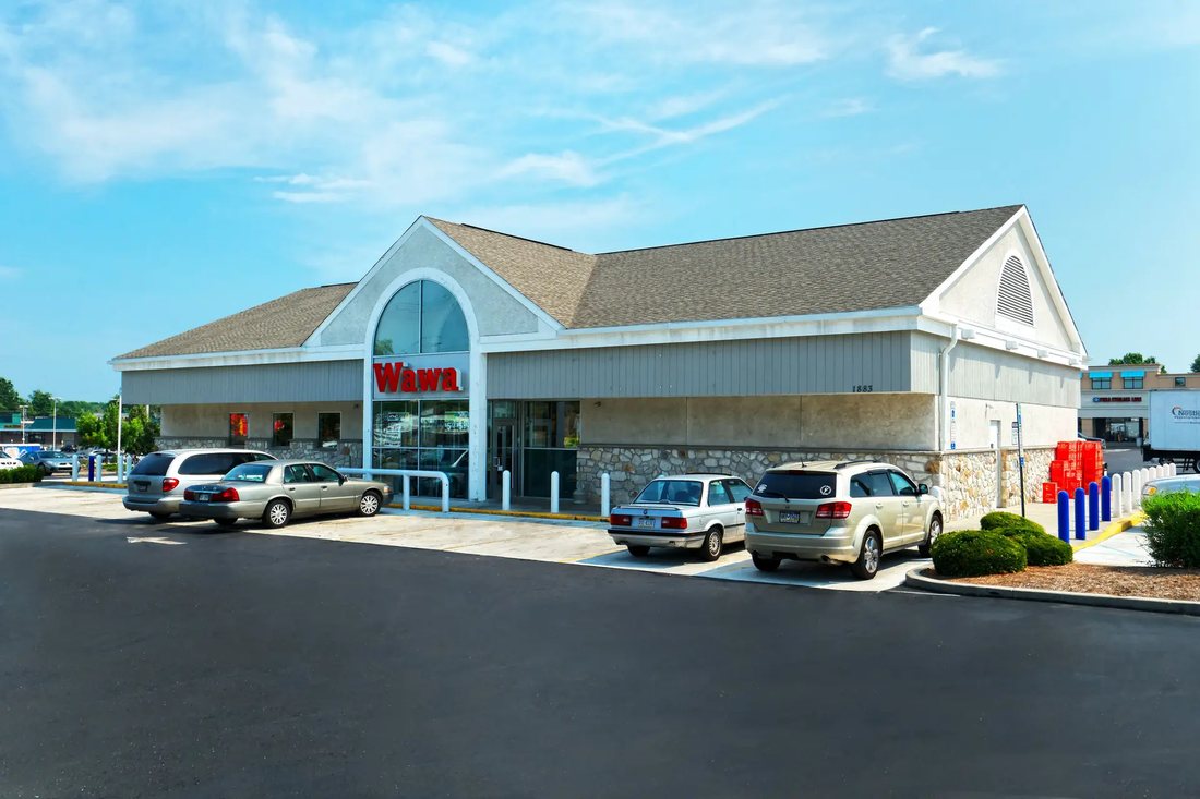 Wawa pad building